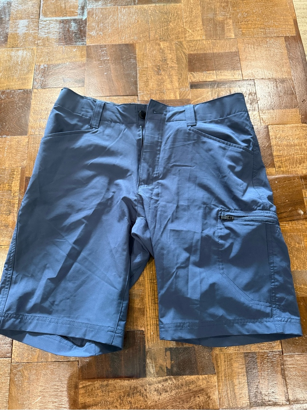 ZeroXposur Navy Cargo Shorts with Zip Pocket